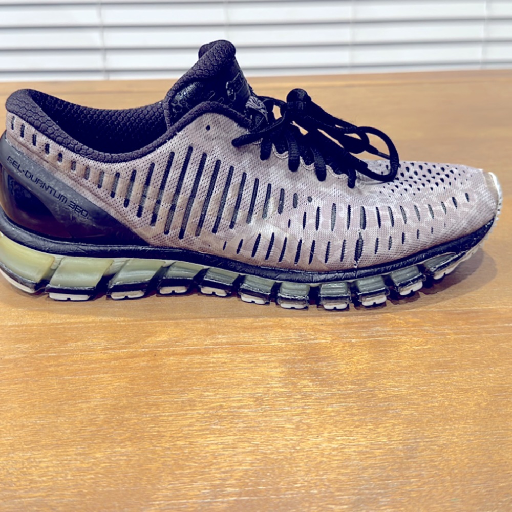 Asics Gel Quantum 360 Running Shoes Women's Size 9.5